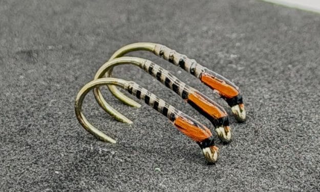 Natural Quill - Orange Cheeks